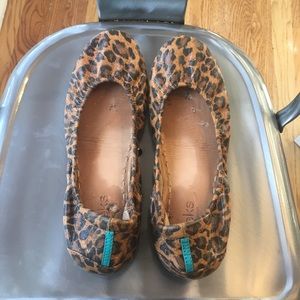 Tieks size 9 leopard print